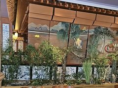 -八府香鸭·啫啫煲(华山路店)