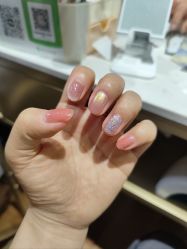 -甲·铺轻奢美甲美睫