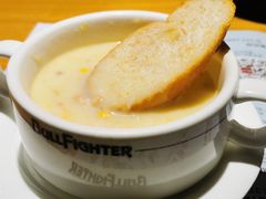 奶油蘑菇素汤-斗牛士牛排(南京东路店)