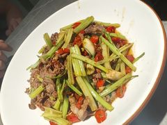 -浪李白·川小馆·跷脚牛肉(中山公园店)