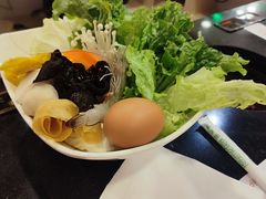 -呷哺呷哺(世贸.工三店)