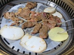-烤路里·韩国品质自助烤肉(石路天虹4号店)