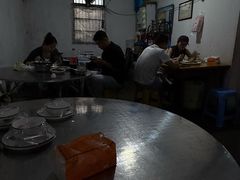 -老太婆饭店(新富路店)