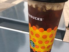 -星巴克臻选(盐城金鹰聚龙湖店)