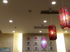 -秦香陕西食府(华贸天地店)