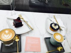 -UNI UNI(环亚凯瑟琳店)