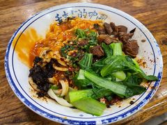 特色四合一-老白家面馆(测绘东路总店)