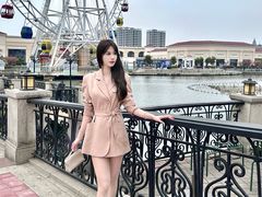 -百联奥特莱斯广场(南京店)