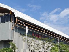 -秀沿路地铁站停车场
