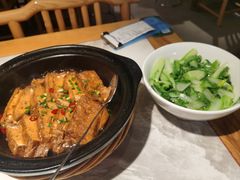 -绿草地·湘菜(酃湖师院店)
