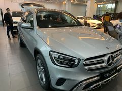 -奔驰上海利星(七宝店)