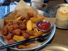 -J Create城市露营咖啡·简餐·宠物(上海动物园店)