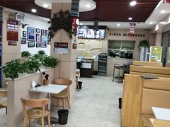大堂-官人桥番茄米线(温江行署店)