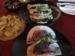 -Pistolera Mexican Cantina女枪手墨西哥餐厅(碧云路店)
