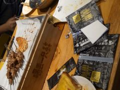 -喝丢一只鞋海鲜烧烤·海肠捞饭(文体街店)