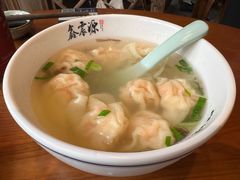 虾肉小馄饨（经典产品）-鑫震源·苏式大虾生煎(山塘街店)