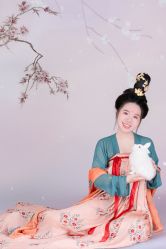 -盘子女人坊古装写真摄影(厦门总店)