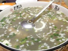 -超越海鲜屋(飞龙物业店)