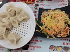 -孔一凡·手工饺子(时尚明苑店)