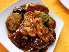 -鲤鱼塘农家山庄