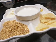 -哈啾嗨·新概念蒙餐(红星新城店)