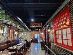 -东口码头·烧鸽子·鱼头泡饼·地方菜(金鹰悦城店)