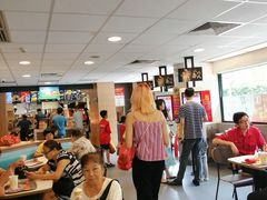 -麦当劳(中唱大厦店)