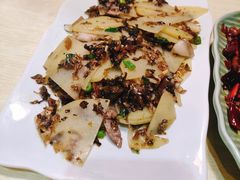-自贡盐帮菜·玩辣餐厅(樱花园西街店)