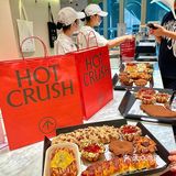 龙湖天街惊现蛋挞界天花板！开心果酱爆浆绝了💚