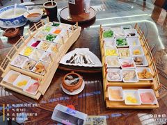 -香麒园·过桥米线·南湖雅宴