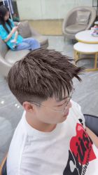 -藤野造型烫染·漂发