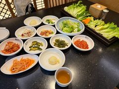 丰盛小菜-本家·添百客韩国料理(泰然店)