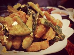 黄瓜拌油条-满堂春特色餐馆