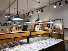 -罗伯特眼镜·蔡司官方授权(罗湖国贸店)
