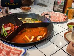 -巴卤社老火锅(财富店)