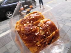 -麦田工坊(月湖店)