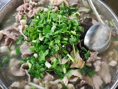 -小杨翘脚牛肉
