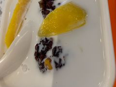 芒果椰汁黑糯米甜甜-满记甜品(荟聚购物中心店)