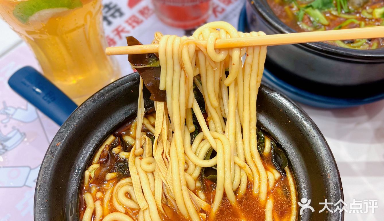 深圳可以吃到嗦粉界顶流姐弟俩土豆粉啦