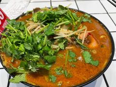 -肥汁米蘭香港米线(长宁来福士店)