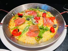 西班牙火腿鸡肉奶油芝士焗饭-C&R西班牙餐厅