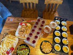 -汉森熊啤酒屋(雨耕山店)