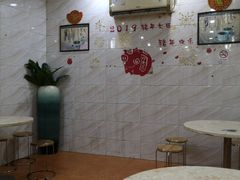 用餐区-信行丰炖品皇店(光孝路店)