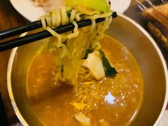 -韩食代烧烤(龙华路美食街店)