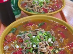 -乡村鸡杂米线(汉渝路店)