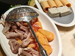 -尚尚仙·酸汤猪手·猪肚鸡火锅(华联万柳购物中心店)