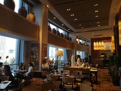 -香格里拉鱼跃地中海西餐厅·牛排披萨