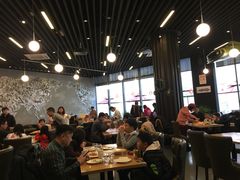 大堂-汽车博物馆主题餐厅