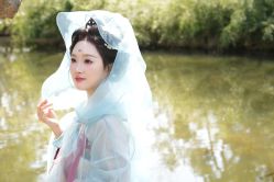 -一揽芳华汉服旗袍体验馆(拙政园店)