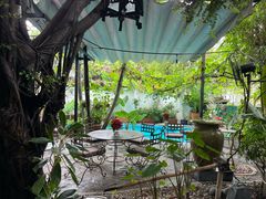 -La Villa French Restaurant